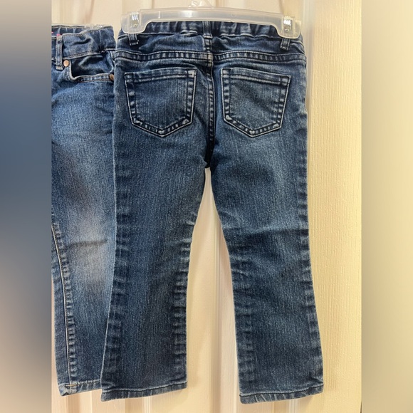 2 Pairs The Children’s Place Bootcut Jeans 4T - Picture 5 of 6